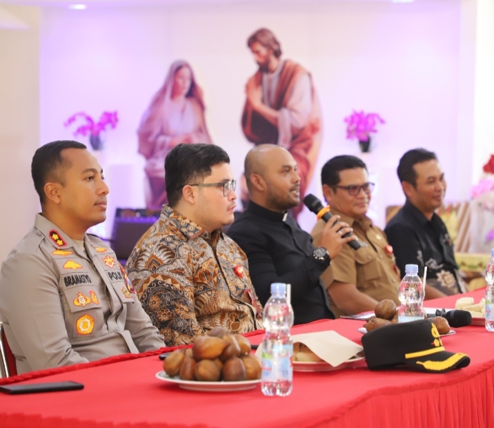 Kapolres Kediri Bersama Bupati Kediri Patroli Gereja Jelang Puncak Perayaan Natal