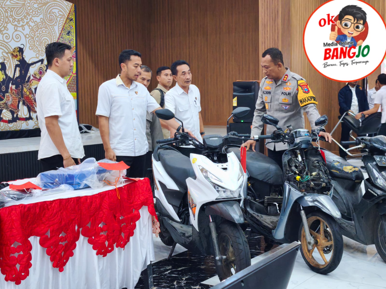 Polresta Sidoarjo Amankan Tiga Tersangka Penipuan Gondol Motor Modus Minta Tolong