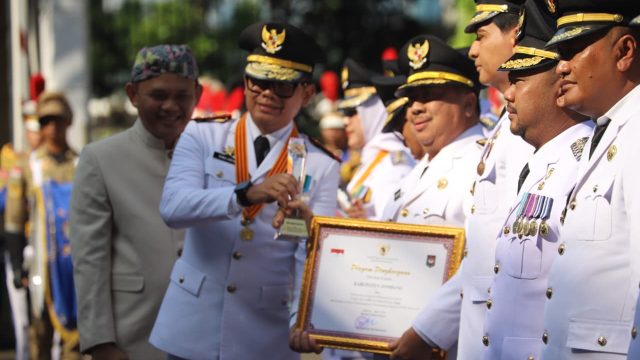 Jombang Tembus 4 Besar Nasional! Kinerja Pemkab Diakui Pemerintah Pusat