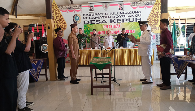 Perkuat Jajaran Pemdes, Kepala Desa Kepuh Lantik M. Fatkhul Arafat sebagai Kaur Perencanaan