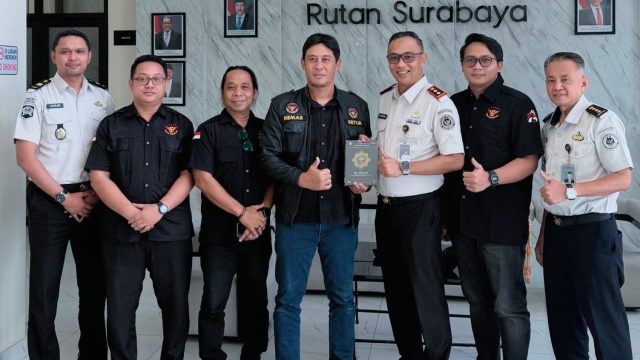 DPW Squad Nusantara Jatim Perkuat Pembinaan Warga Binaan, Donasikan Al-Qur’an di Lapas Sidoarjo dan Rutan Medaeng