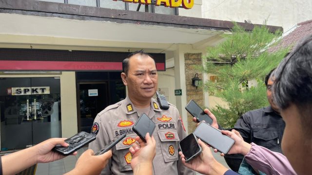 Polres Malang Ungkap Pembalakan Hutan, Truk Bermuatan Kayu Diamankan