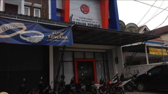 PT. BPR Wiradhana putramas cabang perak Jombang” Diduga manipulasi data Debitur
