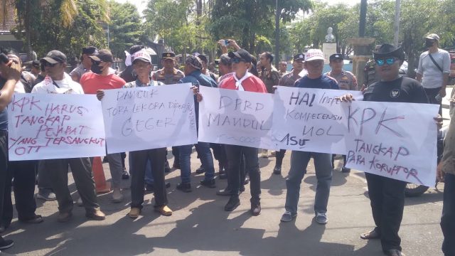 Demontrasi 9 Juni, Gempar Tulungagung Desak KPK Usut Tuntas Kasus Dan Anggaran Pokir Dewan