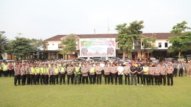 Polres Jombang Gelar Apel Pengamanan Pengesahan Warga Baru PSHT Parluh 2016