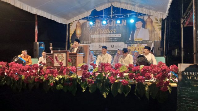 Plt. Bupati Tulungagung Ahmad Baharudin Hadiri Pengajian Akbar dan Santunan Anak Yatim di Desa Kepuh