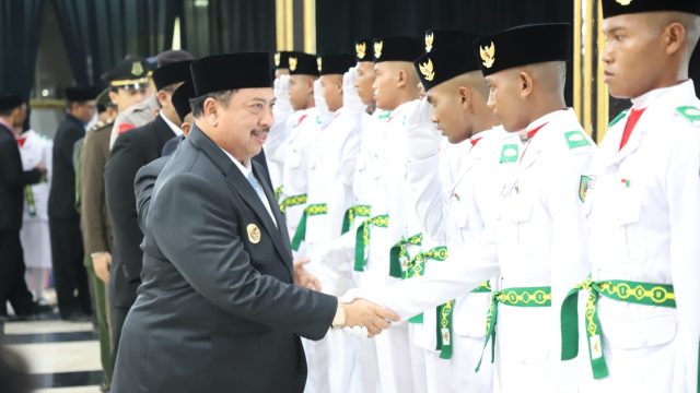 Bupati Warsubi Resmi Kukuhkan Paskibraka Kabupaten Jombang Tahun 2026