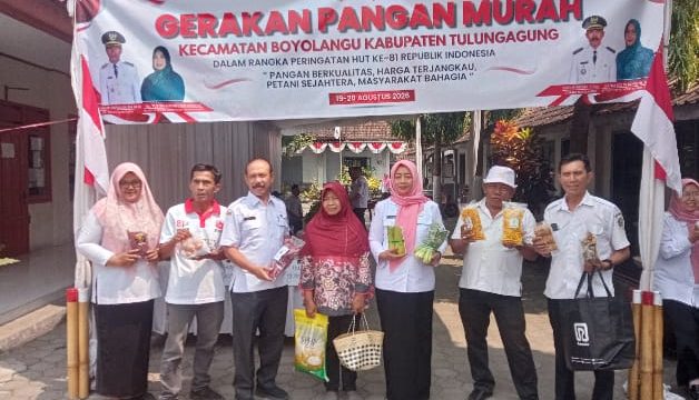 Semarak HUT ke-81 RI, Kecamatan Boyolangu Gelar Gerakan Pangan Murah dan Layanan Kesehatan Gratis