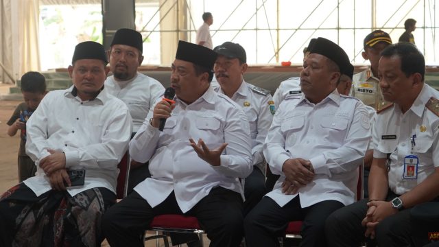 Bupati Jombang Tinjau Lokasi Pembukaan Muktamar ke-35 NU di Lapangan Untung Suropati Desa Tambakrejo Jombang