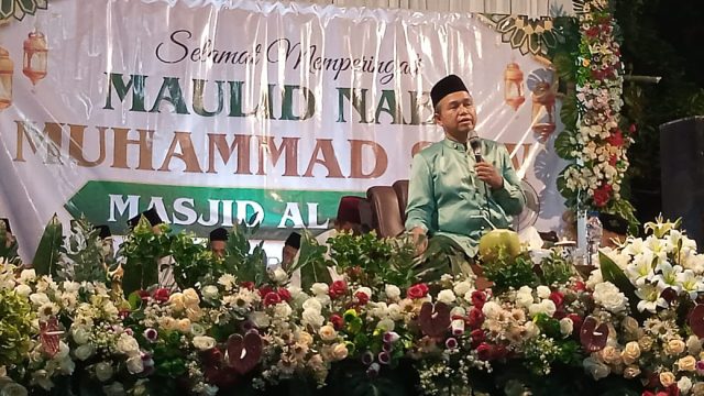 Peringati Maulid Nabi Muhammad SAW, Masjid Al Ihsan Tanjungsari Gelar Pengajian Umum Bersama KH. Muhajir Nur Abdulloh