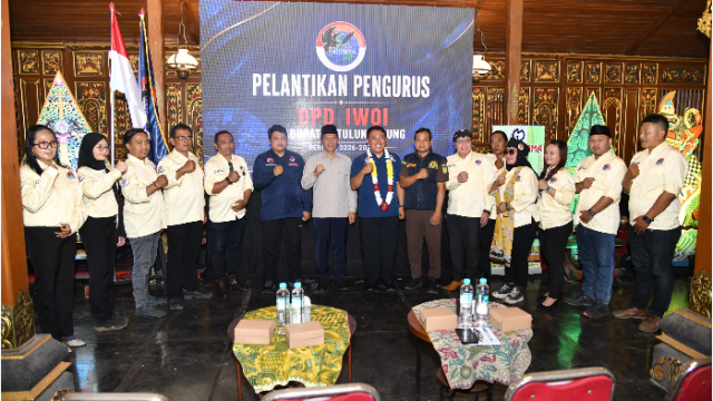 Plt. Bupati Tulungagung Tegaskan Pers Pilar Demokrasi pada Pelantikan DPD IWOI