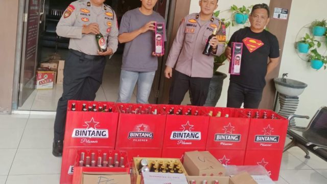 Warga Resah Lapor Polisi, Ratusan Botol Miras Langsung Disikat di Wonosalam