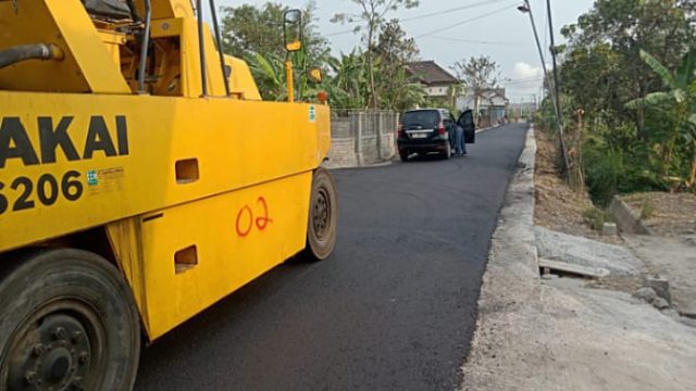 PUPR Tulungagung Tuntaskan Pembangunan Jalan Strategis di Desa Tamban Pakel, Mobilitas Warga Makin Lancar